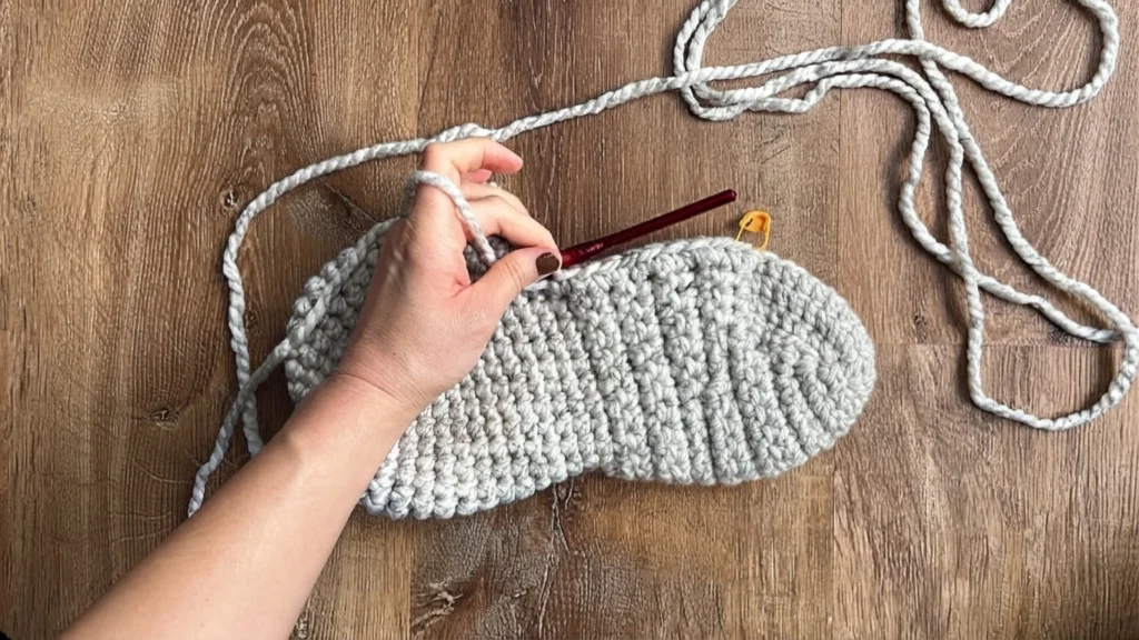 Basic Crochet Stocking - Free Pattern - crochet detail