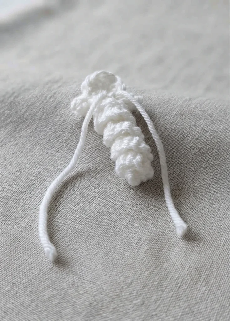 FREE Ghost Worry Worm Crochet Pattern [Not-So-Spooky!] - crochet detail